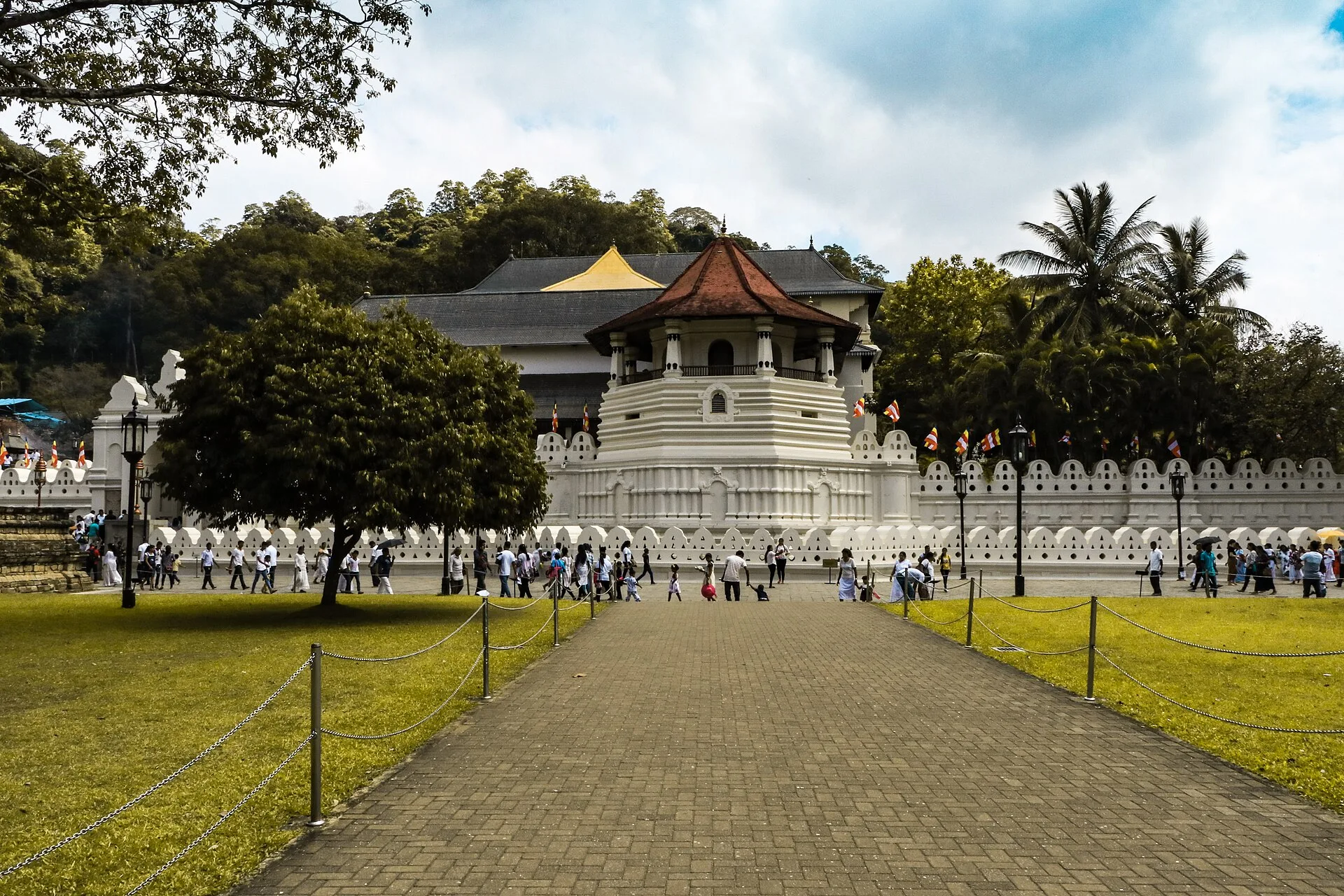 Temple of the Tooth Kandy Sri Lanka, selected for the Sri Lanka Tour II journey